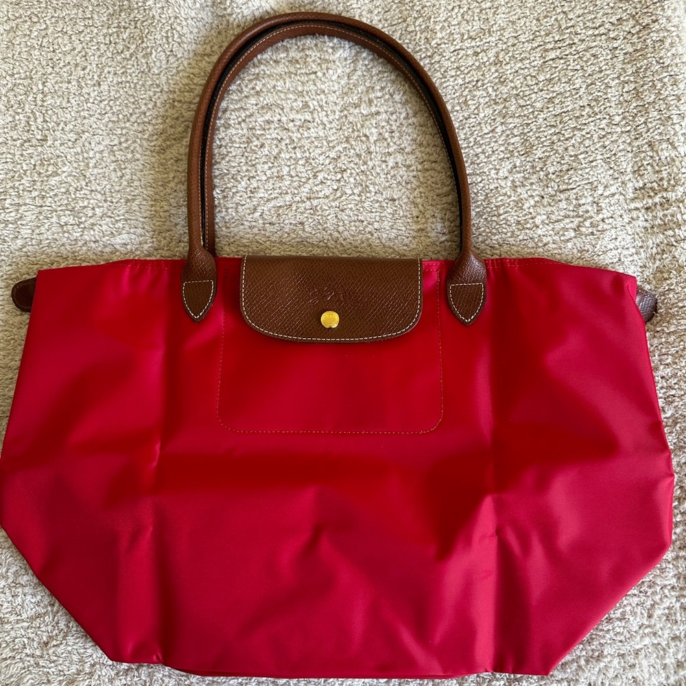 NWT Longchamp Le Pliage large shoulder Handle Nylon Tote red